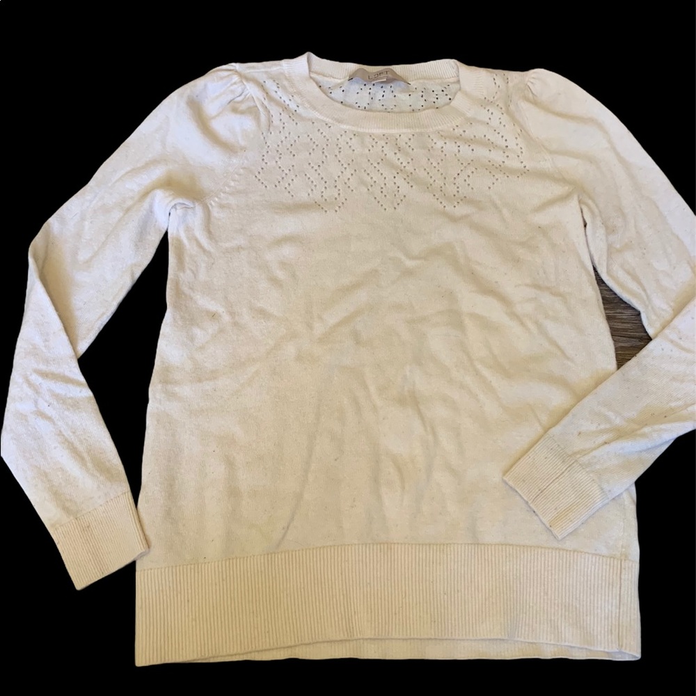 White long sleeve sweater